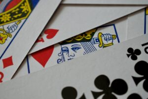 King card in middle